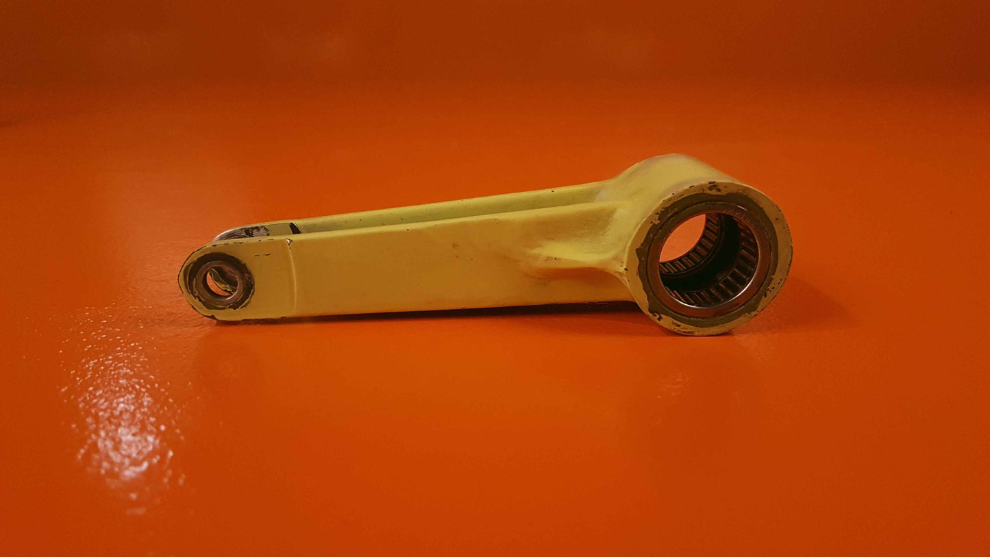 102-820013-3 BEECHCRAFT Nose Gear Retract Idler Arm
