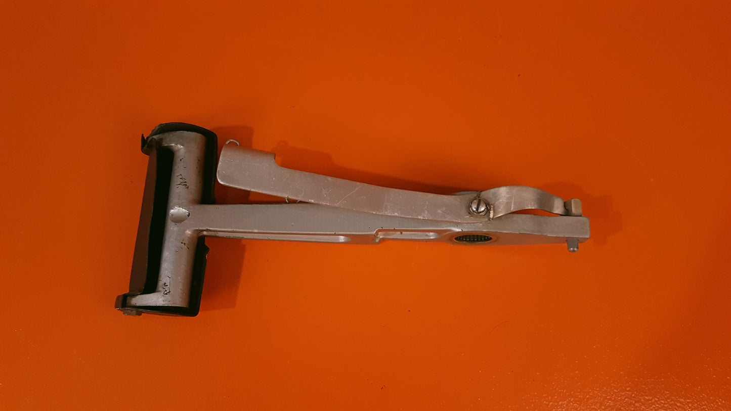 002-524020-5 Beechcraft Rudder Pedal Arm LH Assy