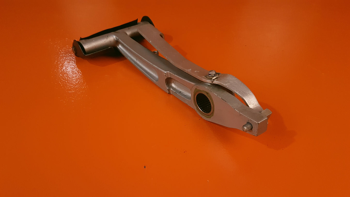 002-524020-5 Beechcraft Rudder Pedal Arm LH Assy