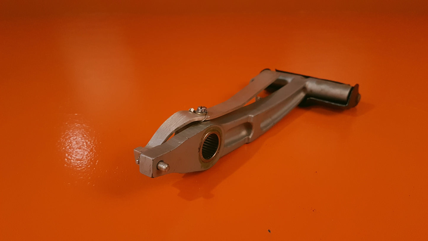 002-524020-2 Beechcraft Rudder Pedal Arm RH Assy