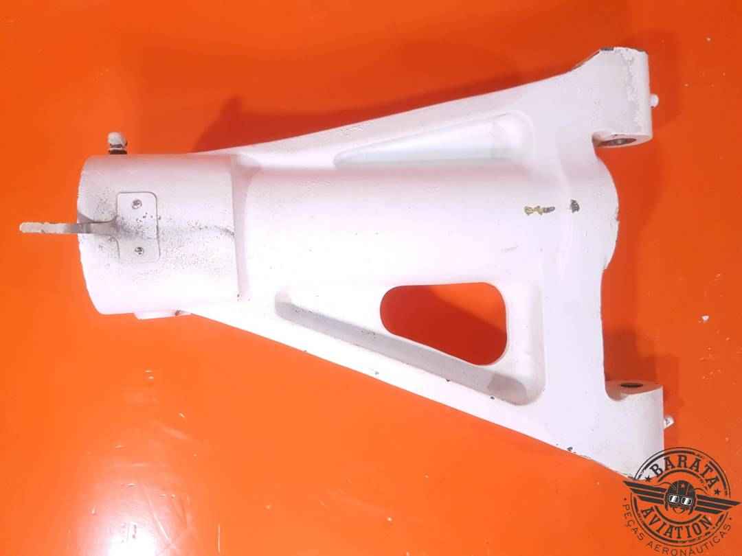 BEECHCRAFT BRACE NOSE GEAR  P/N: 96-820029-5
