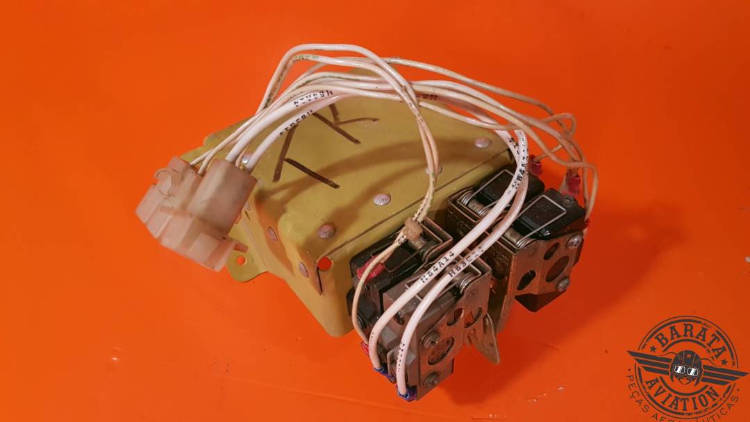 CONJUNTO DE INTERRUPTOR DE LÍMITE DEL TREN DE ATERRIZAJE N.° DE PARTE: 95-364011 