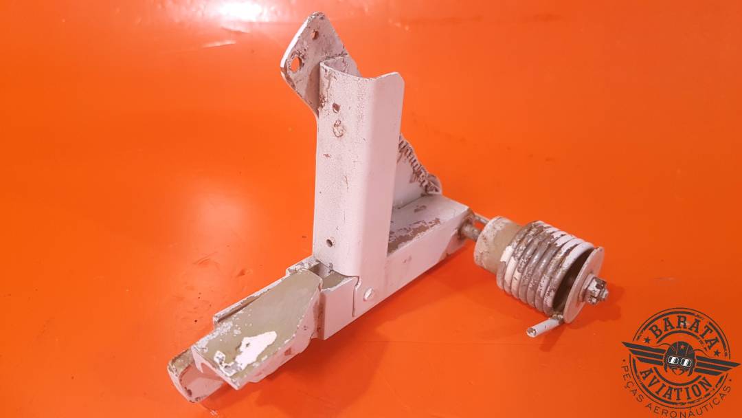 DOWN LOCK GEAR ASSY L/H P/N: 60-810086-1