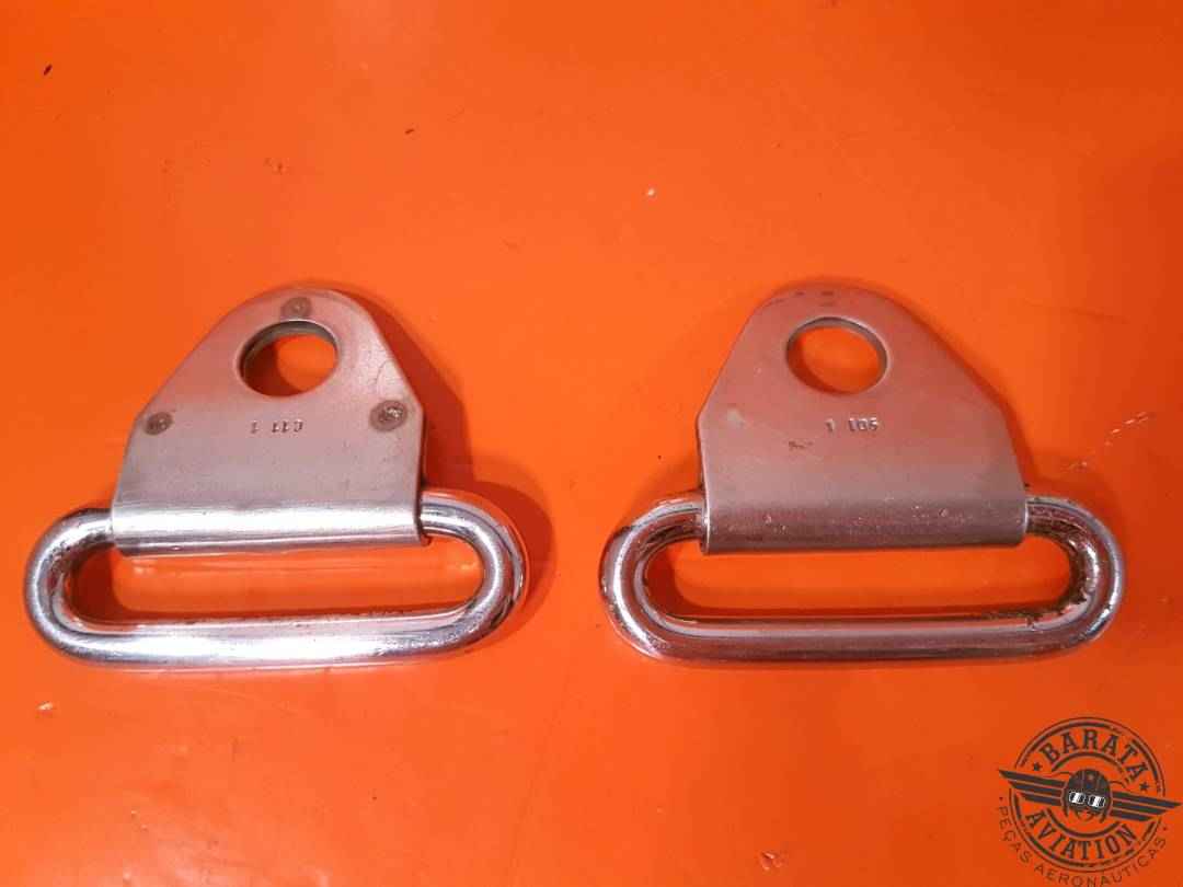 SET W/ 2 GUIDE PILOT AND COPILOT HARNESS P/N: 472676