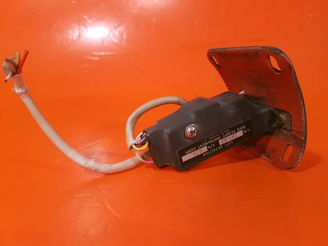 191-52 DETECTOR DE SUSPENSIÓN AÉREA - (SENSOR DE PÉRDIDA) VUELO DE SEGURIDAD