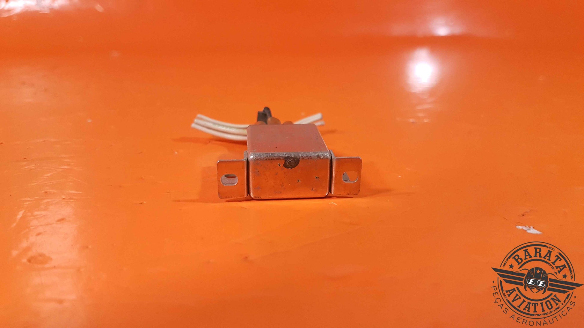 50-380048-1   Beechraft Relay Sealed - 28vdc