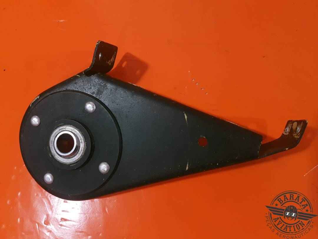 95-524025-13 Beech Bracket Assy L/H