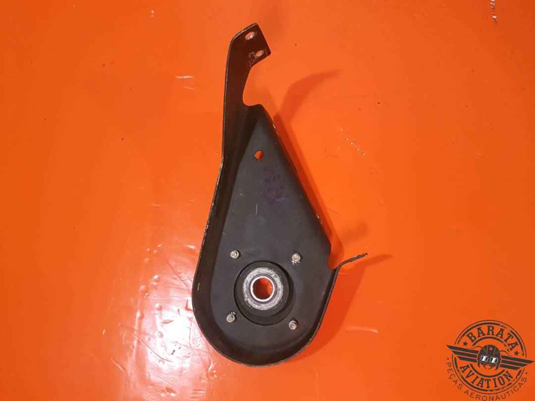 50-524196-6 Beech Bracket Assy R/H