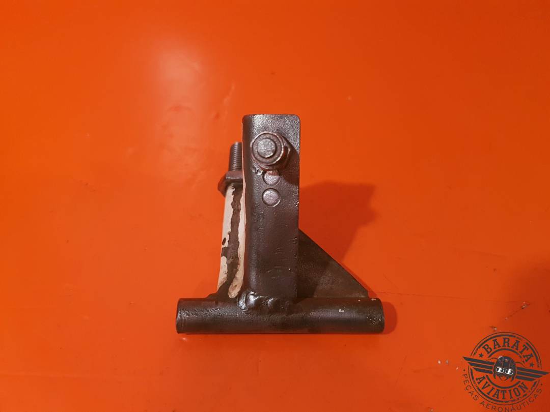 38071-01 LINK ASSEMBLY R/H NOSE GEAR DOOR