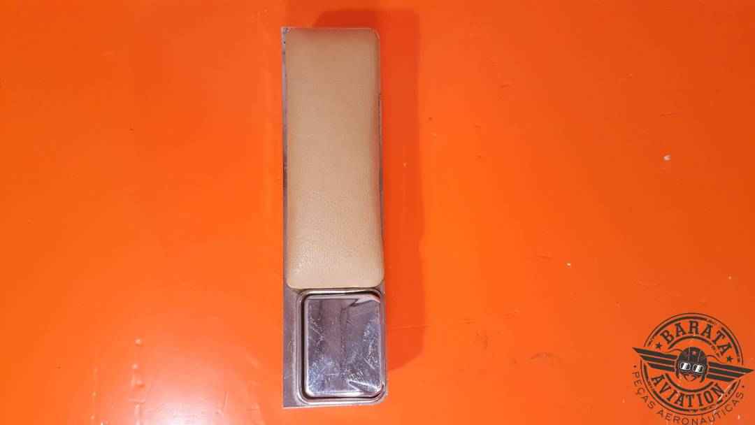 ARMREST HOUSING ASSY R/H P/N: 66710-17