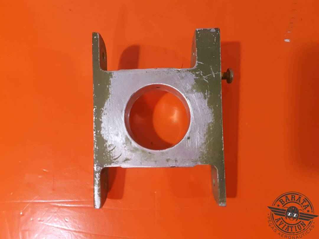 62421-3 FITTING - FLAP R/H