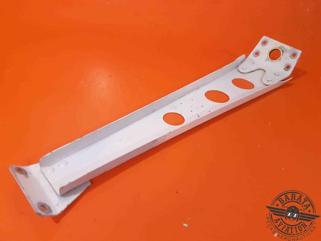 65245-00 RIB -STABILATOR TRIM