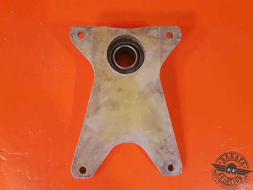 FITTING ASSEMBLY AFT TRUNNION P/N: 67042-13