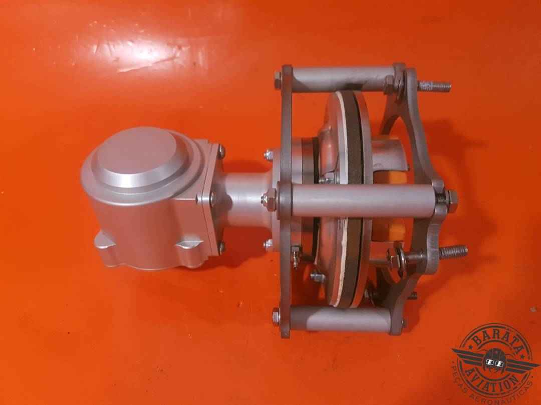 8,690,100  CLUTCH ASSEMBLY (EXPERIMENTAL)