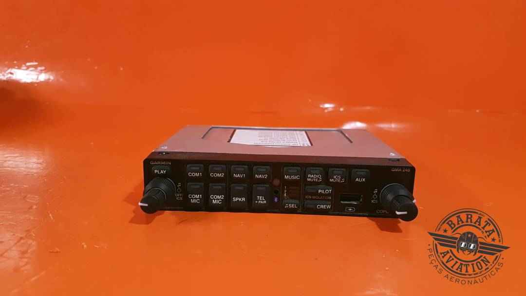 011-03519-00   Garmin GMA 245 Audio Panel - 14/28 vdc - w/ mount tray - Experimental