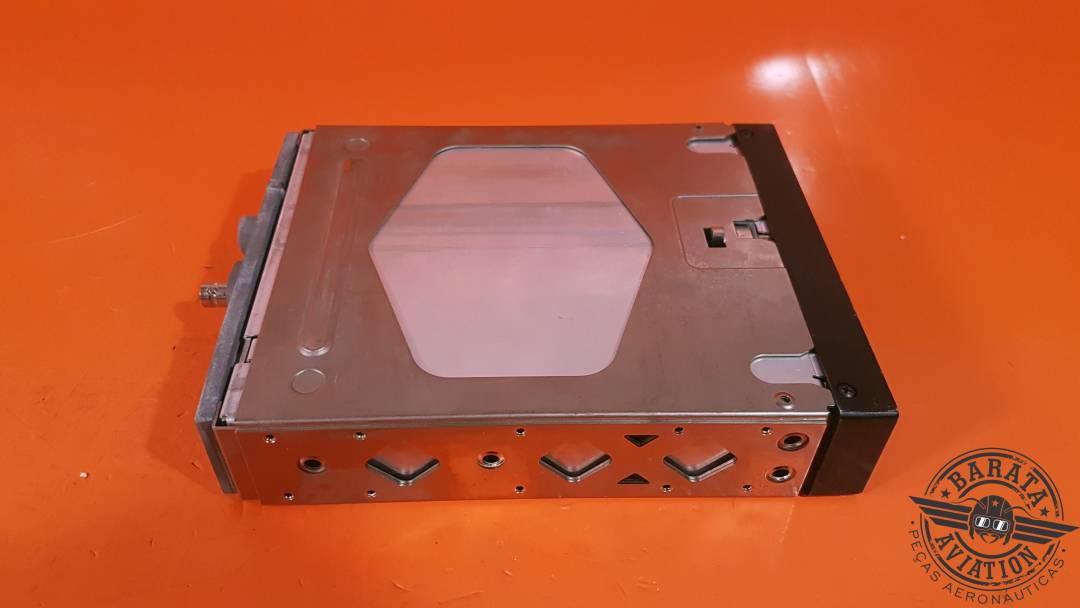 011-00490-00 Garmin GTX 327 Transponder - 11/33 Vdc - W/ Mount Tray 