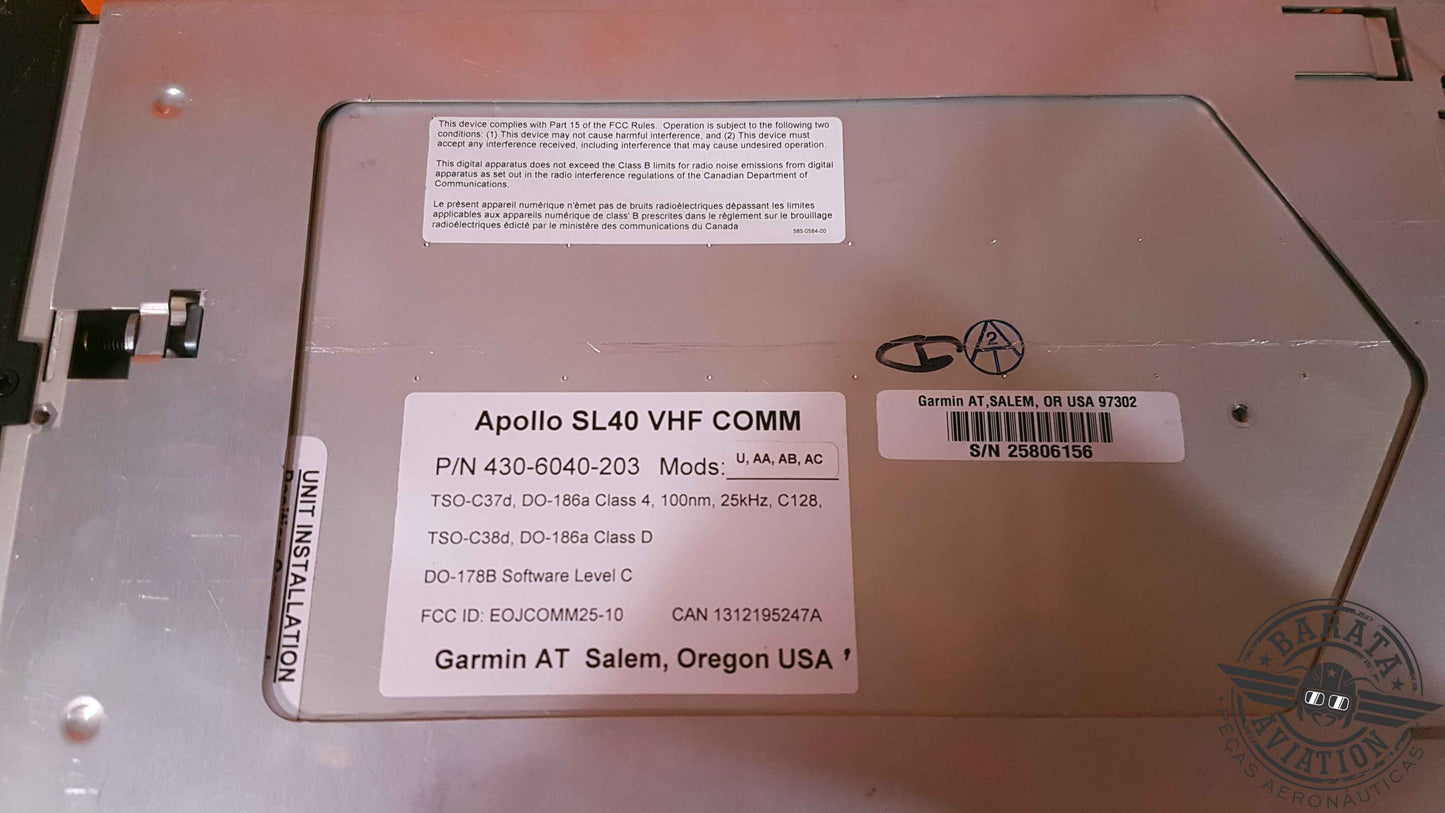 430-6040-203   Garmin Apollo SL40 Radio VHF COMM