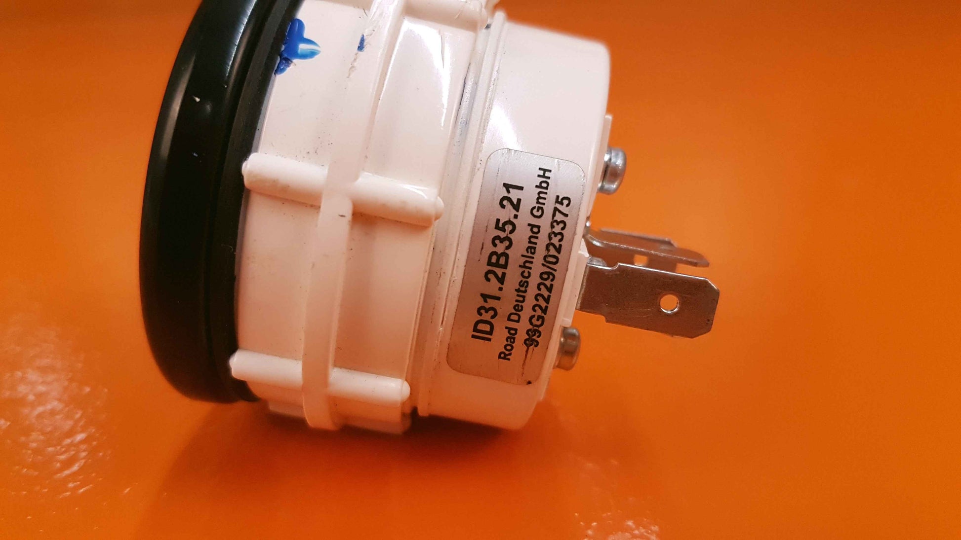 ID31.2B35.21 ROAD Fuel Level Gauge