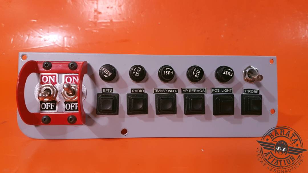 PANEL EXPERIMENTAL DE DISYUNTORS P/N: 10-F112-P1M1-3A 