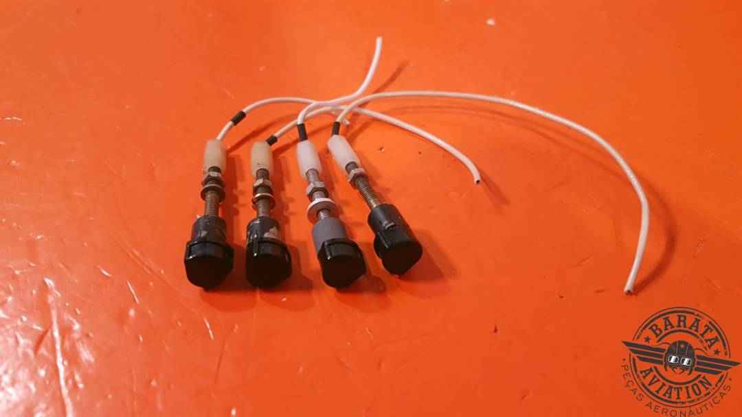 KIT OF POST LIGHTS W/ 4 PIECES P/N: NULL