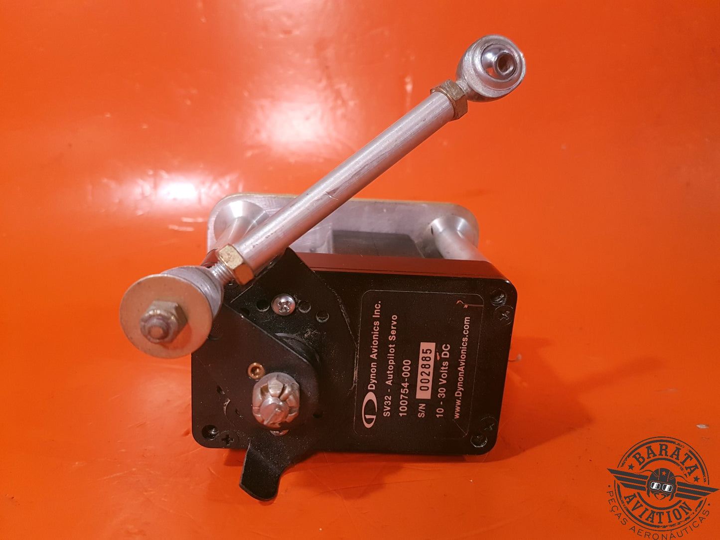 100754-000 DYNON SV32 - CONJUNTO DE SERVO PILOTO AUTOMÁTICO 10-30 VCC