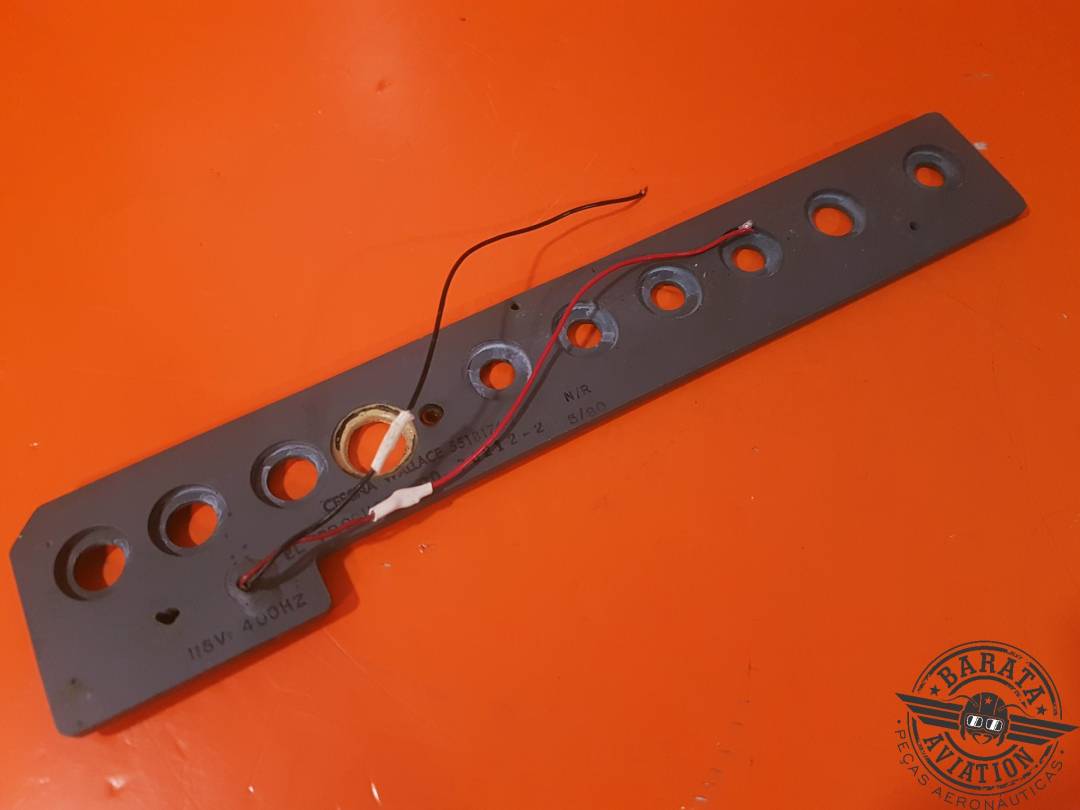 5518176-2 PANEL DE PRODUCTOS EL CONJUNTO CONTROLES DE LUZ 115 V/400 Hz