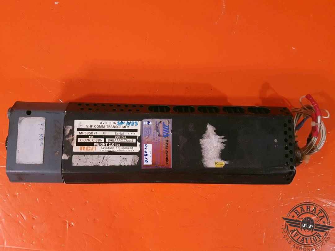 RCA AVC-110A VHF COMM TRANSCEIVER W/ CONNECTOR P/N: MI-585074