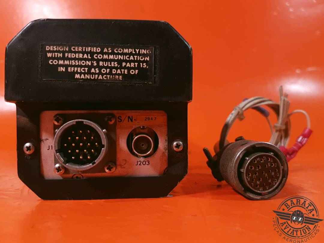 RCA AVC-110A VHF COMM TRANSCEIVER W/ CONNECTOR P/N: MI-585074