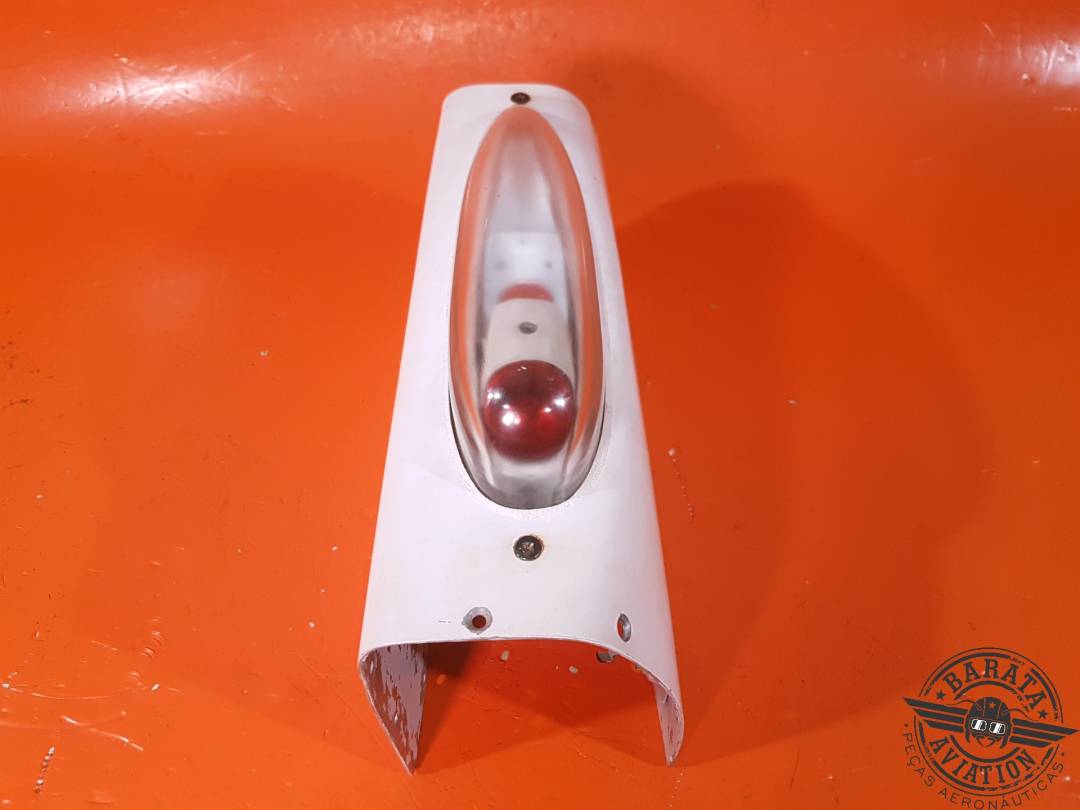 30-1055-2 Grimes Conjunto de luz roja estroboscópica de ala izquierda - Con cubierta