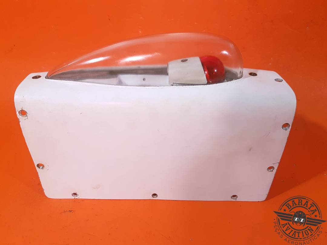 30-1055-2 Grimes Conjunto de luz roja estroboscópica de ala izquierda - Con cubierta
