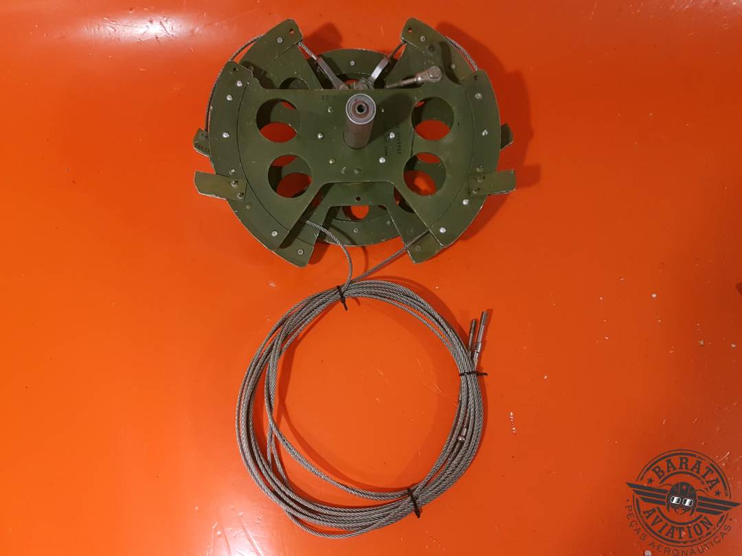 5565360-834  CESSNA SECTOR ASSY  CONTROL SYSTEM - AILERON