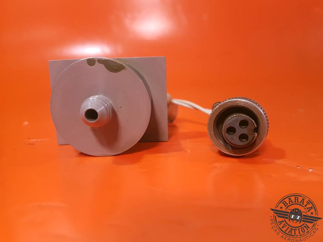 44A162-3 CUSTOM ANEROID PRESSURE SWITCH 10 PSIG/2 AMP/18-30 VDC