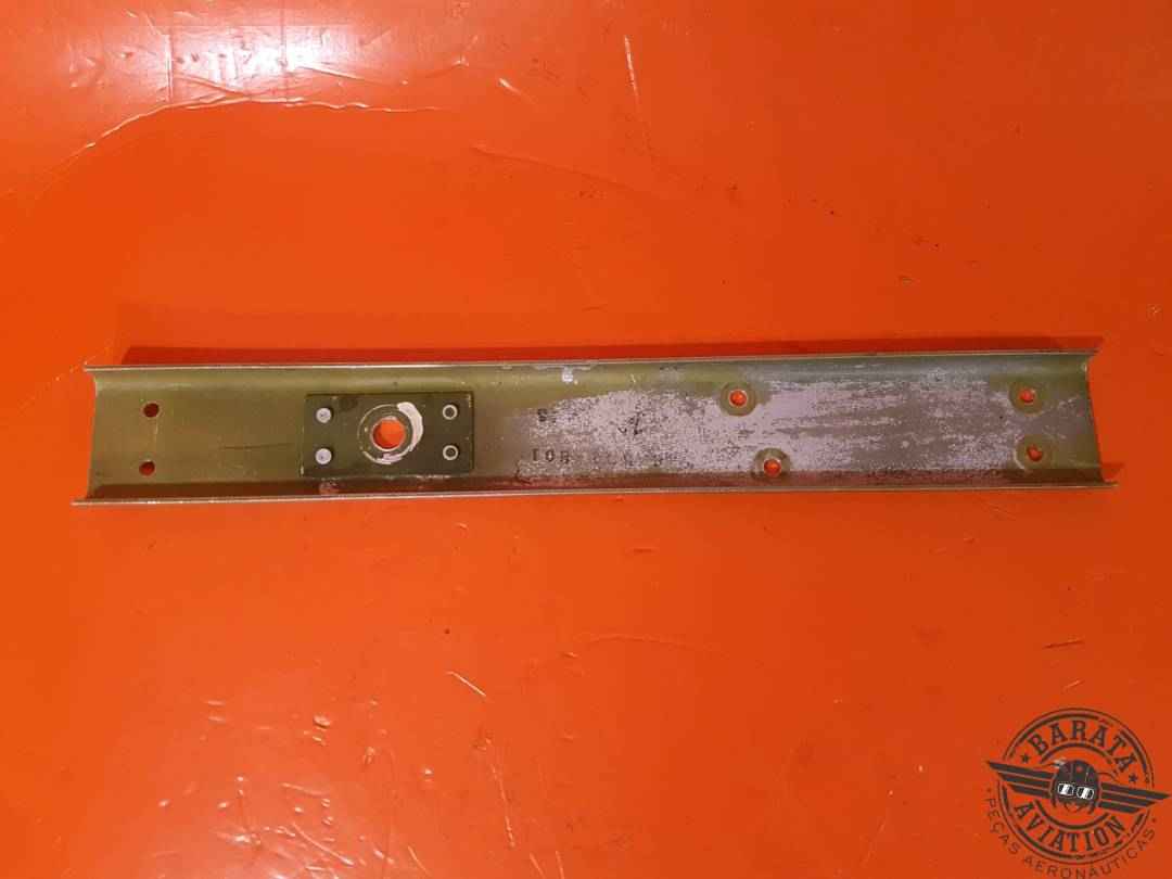 5565502-31 CESSNA BRACKET  COLUMN INSTALLATION - CONTROL
