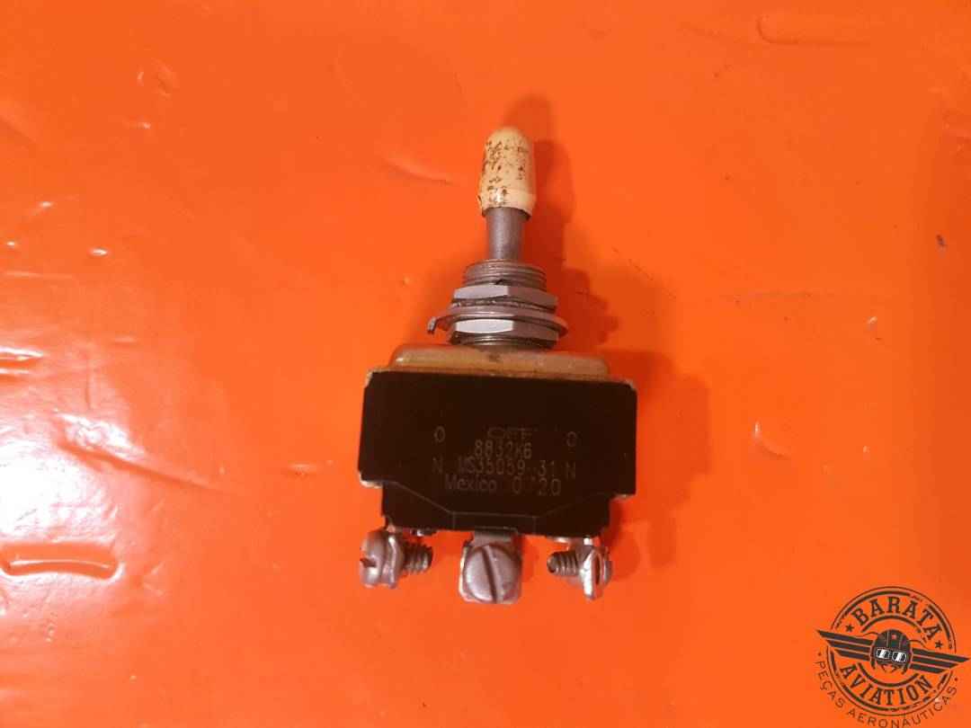 MS35059-31 EATON SWITCH 3 POSITIONS  ON/OFF/ON