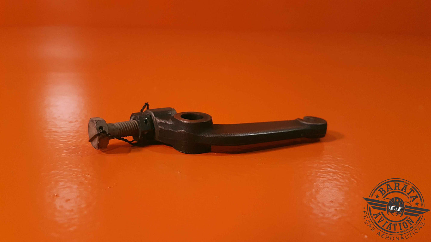 3115686-01  Pratt &  Whitney Lever