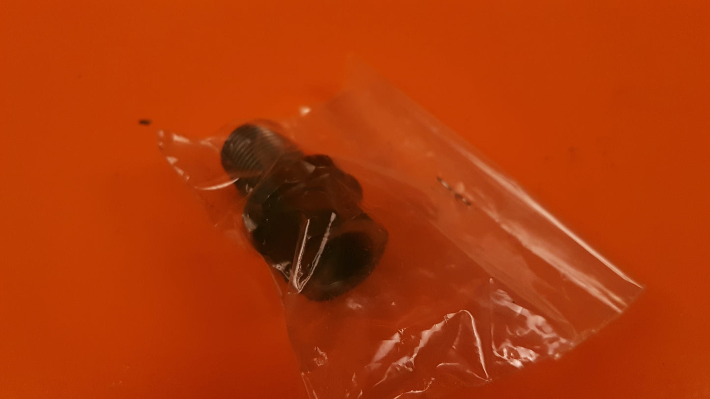 3104389-01 Pratt & Whitney Bolt, Locking