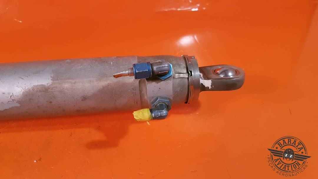 9912053-18 Cessna  R/H Main Gear Actuator Assy