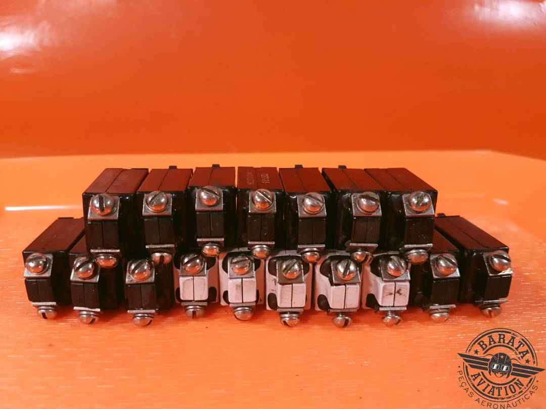 KLIXON KIT OF 17 CIRCUIT BREAKERS