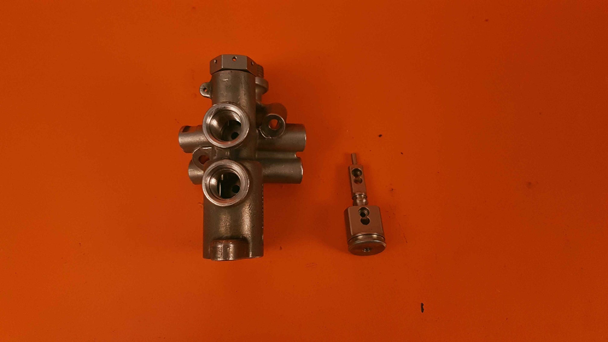 3021157 P&W Adapter Assy