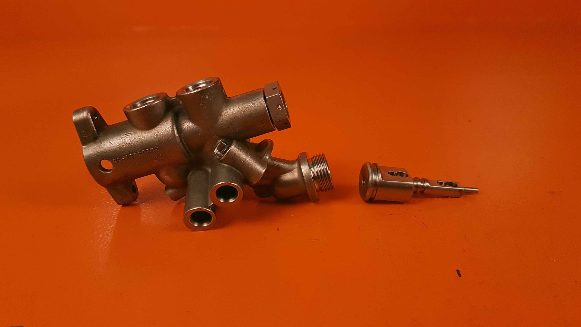 3021157 P&W Adapter Assy