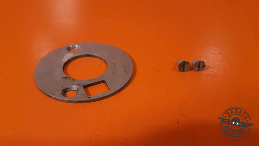 3015339   Pratt &  Whitney Plate, Oil Filter Assy