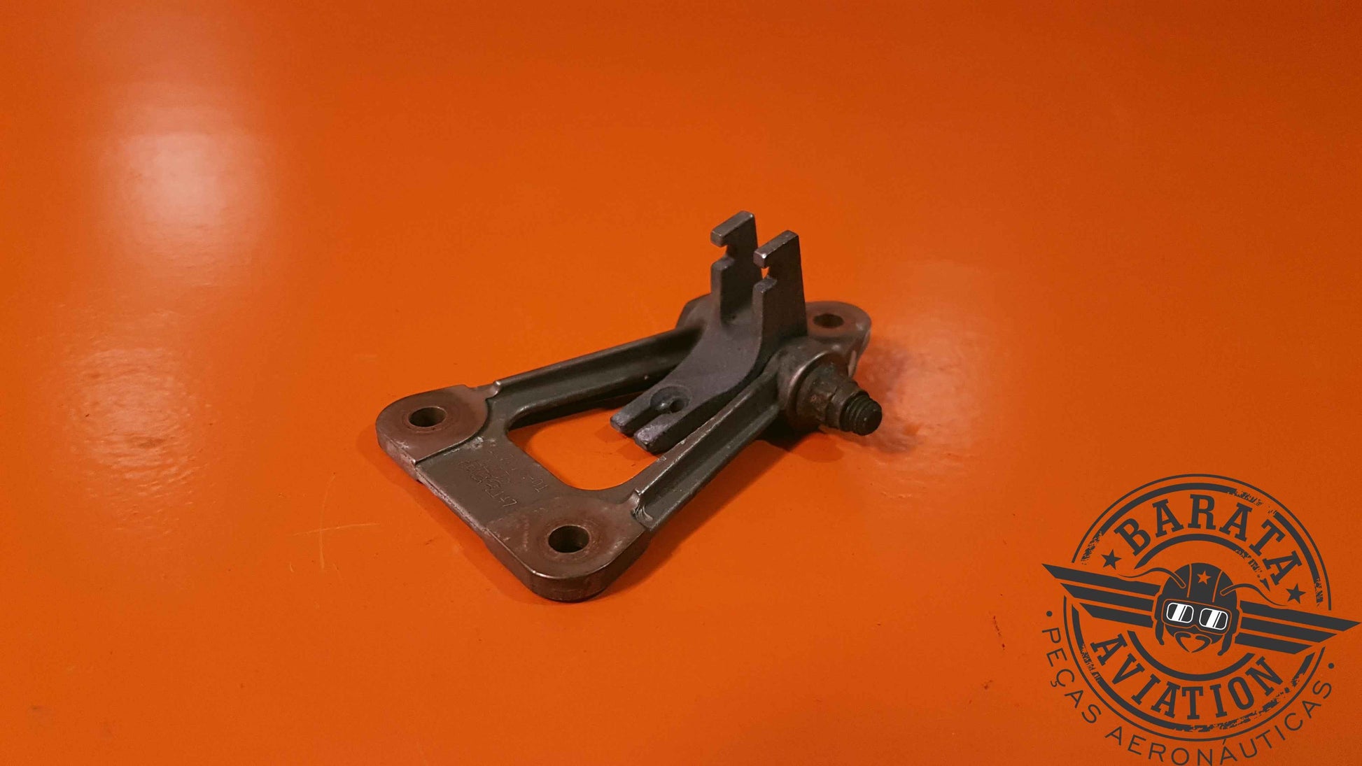 3117079-01   Pratt & Whitney Bracket