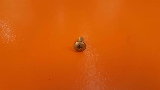 AN552-10R10 Screw