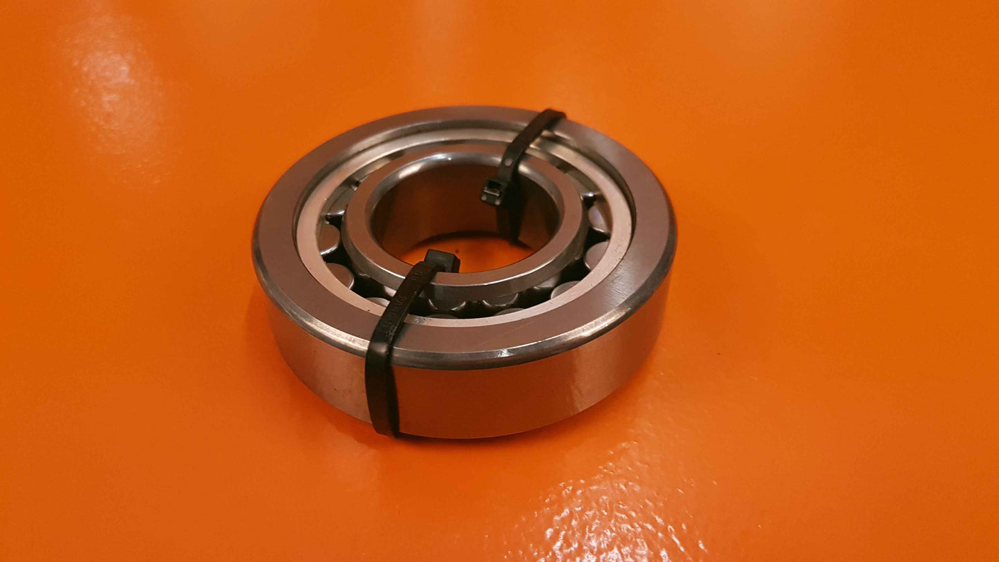 1-300-666-01 Bearing Roller