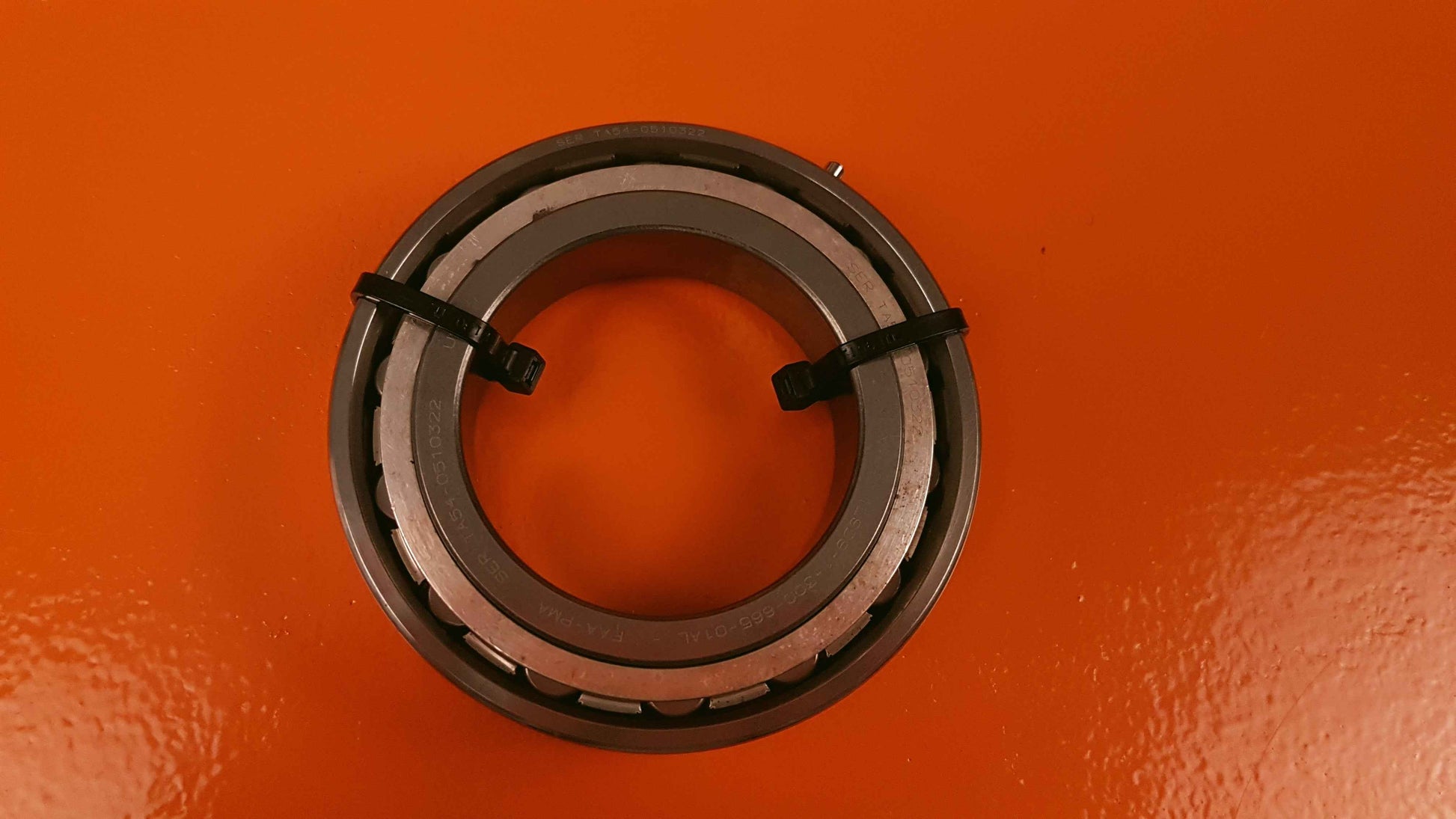 1-300-665-01AL Bearing, Roller