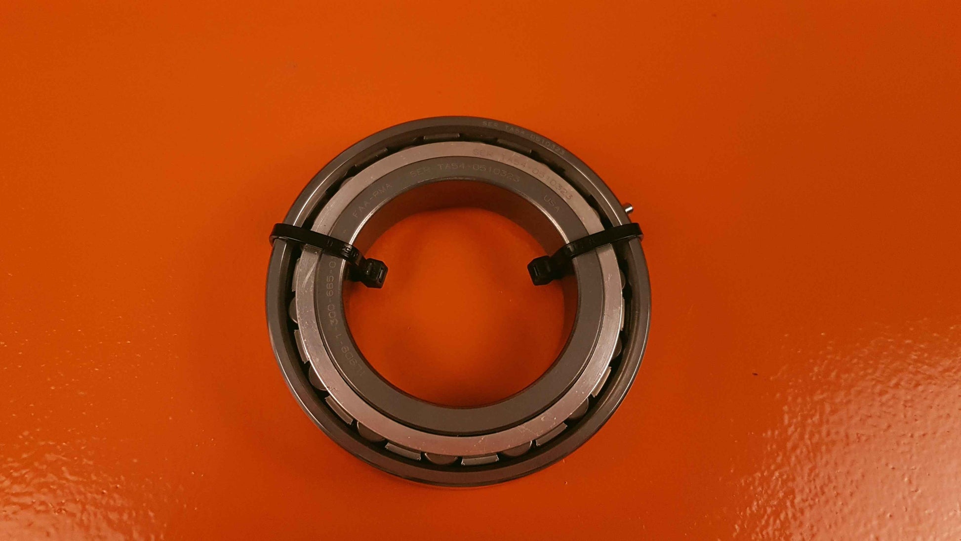 1-300-665-01AL Bearing, Roller