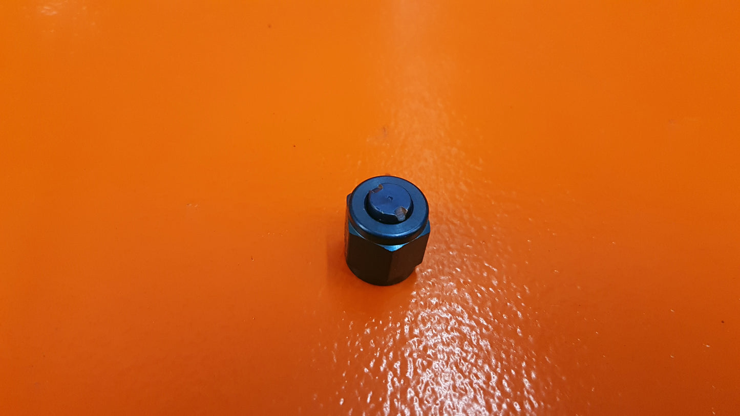 AN929-4J Cap Assy