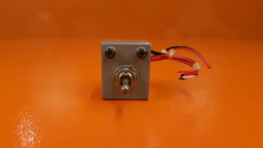 M39019/03-310 Airpax Hydraulic Magnetic Circuit Breaker