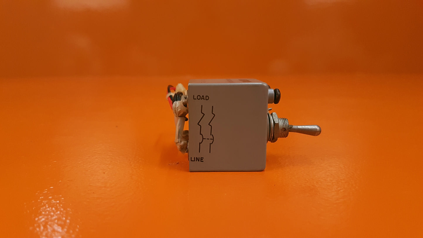 M39019/03-310 Airpax Hydraulic Magnetic Circuit Breaker