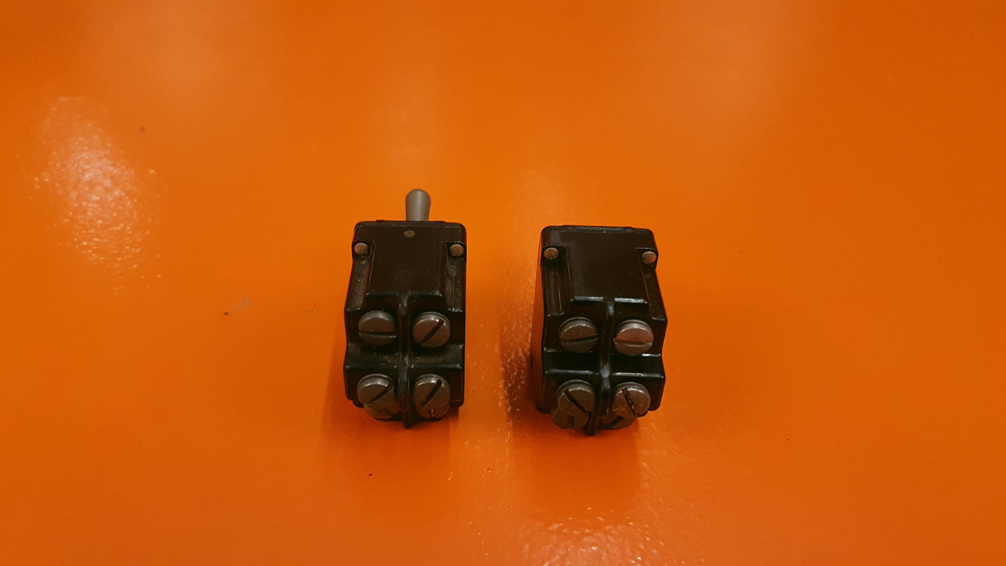 2TL1-8 Sealed Toggle Switch Kit